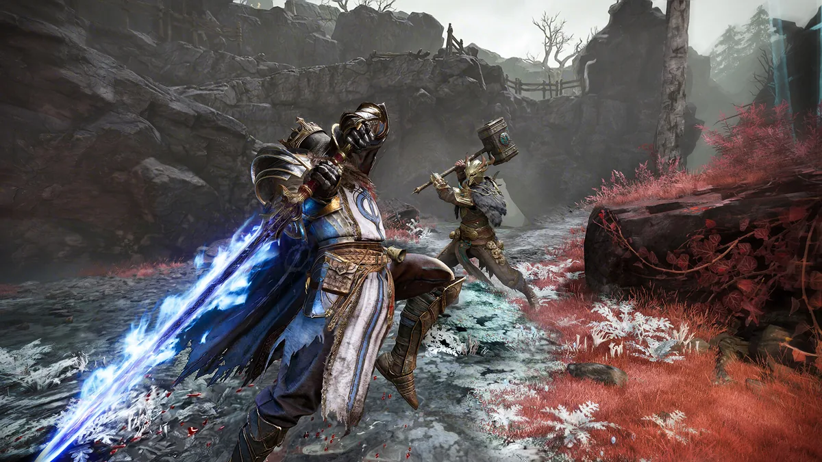 Two Gyldhunters clash in the Gyldenmist, one wielding a frost-infused sword and the other a warhammer, illustrating the game's PvPvE encounters