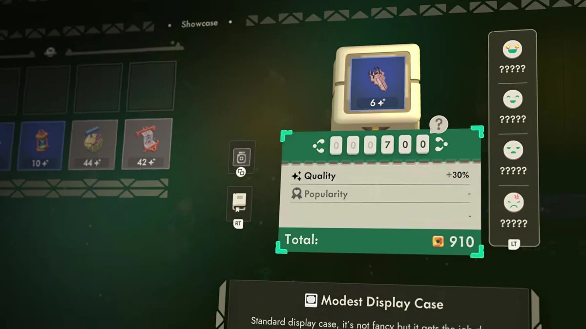 Showcase pricing screen: a relic on a Modest Display Case priced at 700, with a Quality bonus of +30 percent, a total of 910 and four hidden customer reactions